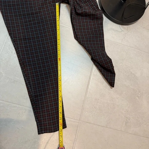 LOFT Women's Burgundy Plaid Checkered Leggings - Picture 5 of 6